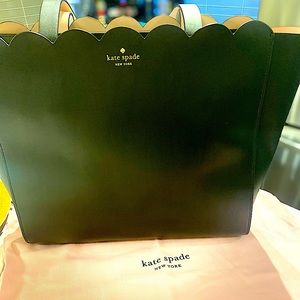 Kate spade tote, NWT,